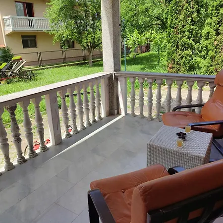 Golden Paradise * Sarajevo