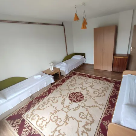 Apartment Golden Paradise *