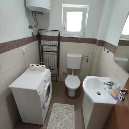 Apartment Golden Paradise *